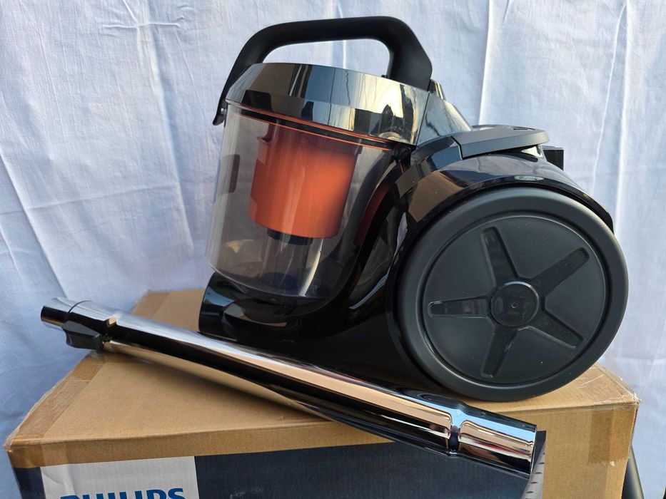 Пилосос Philips 1000 Series безмішковий з HEPA фільтром. Компактний