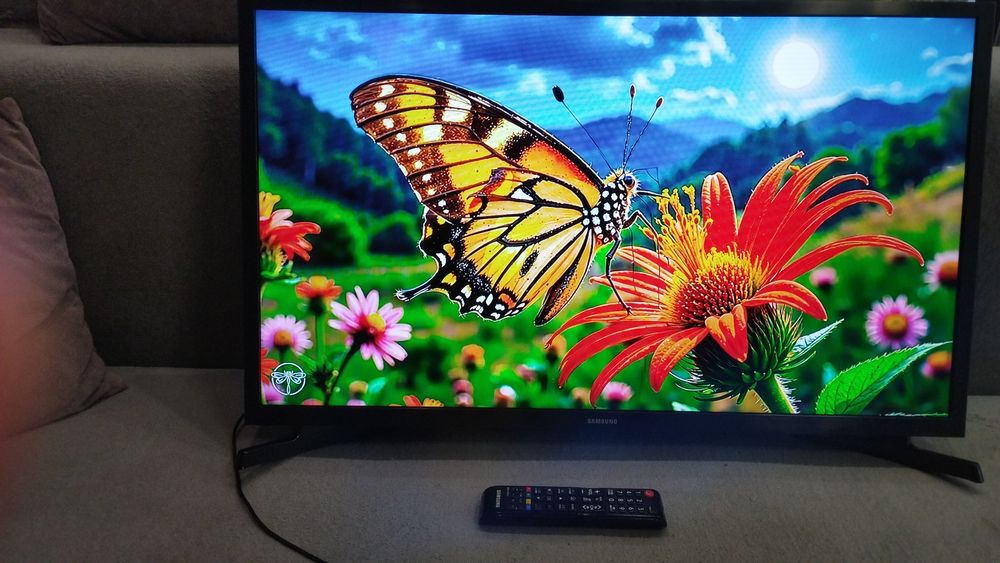 Телевізор smart Samsung ue32t4500