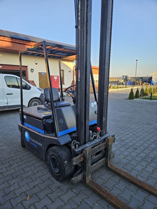 Wózek widłowy elektryczny STILL