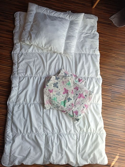 Pościel kołdra i poduszka