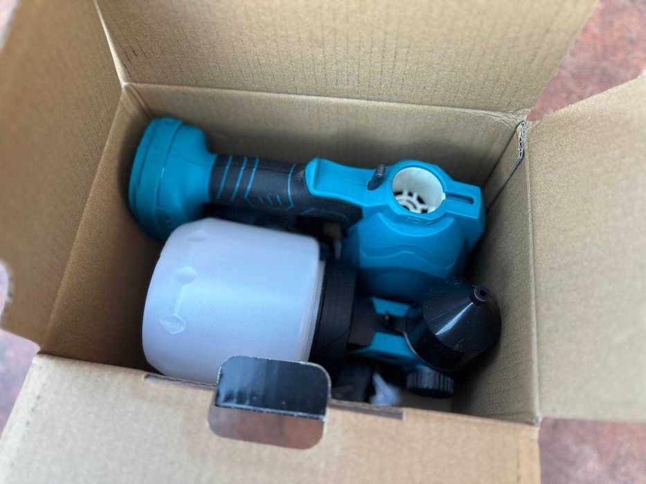 Краскопульт Makita 48 в аккумуляторный 2аккум. Фарбопульт Макита