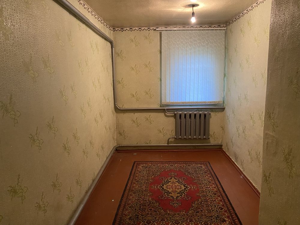 Гарний будинок для життя і відпочинку