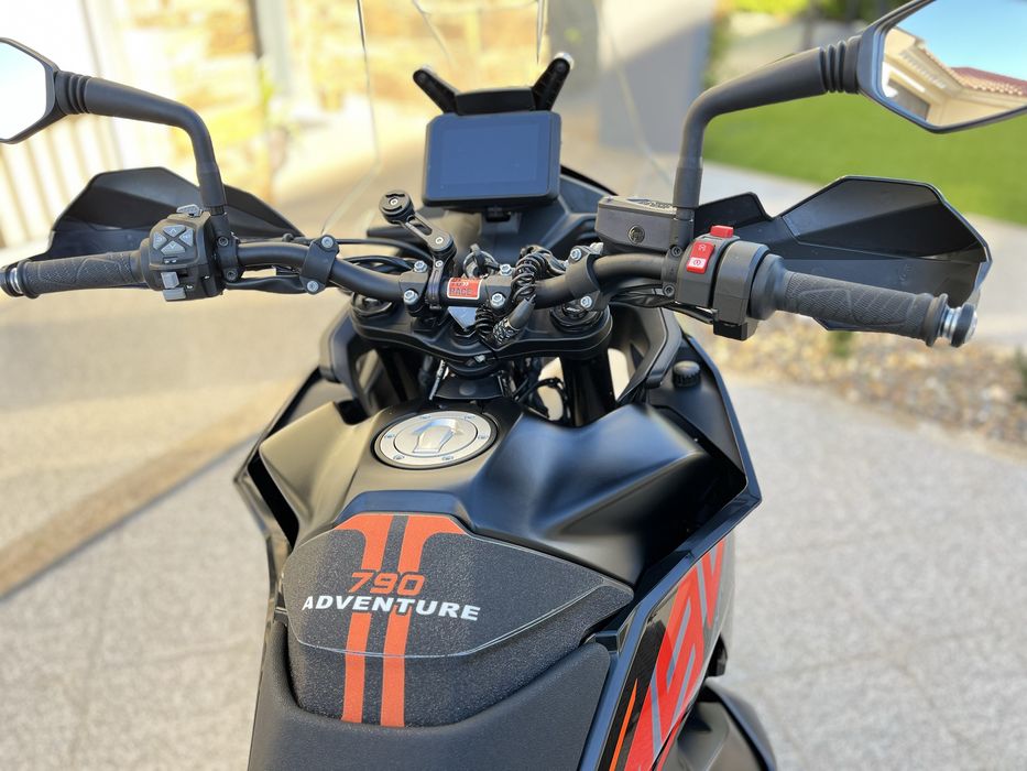 KTM 790 Adventure 35kw deslimitada/retoma