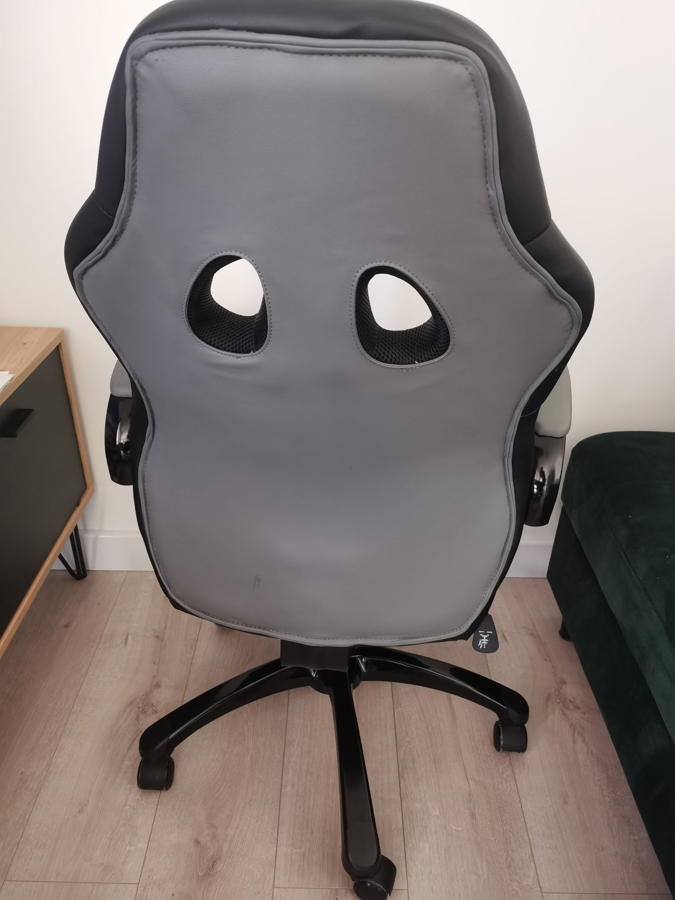 Sprzedam krzesło biurowe