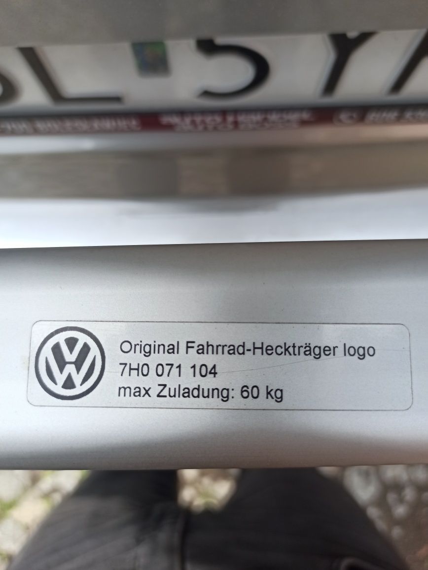 Bagażnik rowerowy na 4 rowery VW T5 Multivan Oryginalny od 03 do 2015R