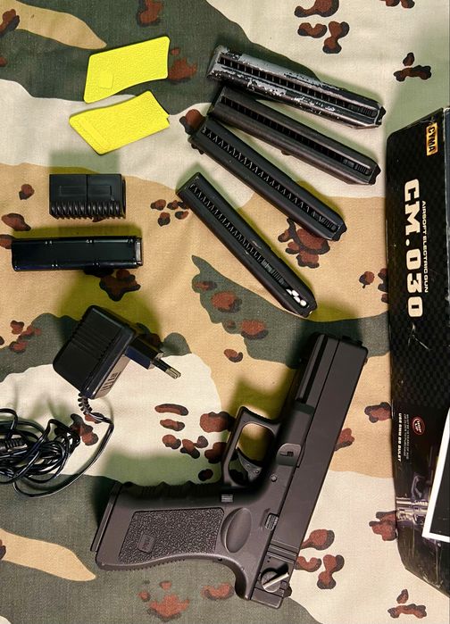 Airsoft Glock electrica (com avaria)