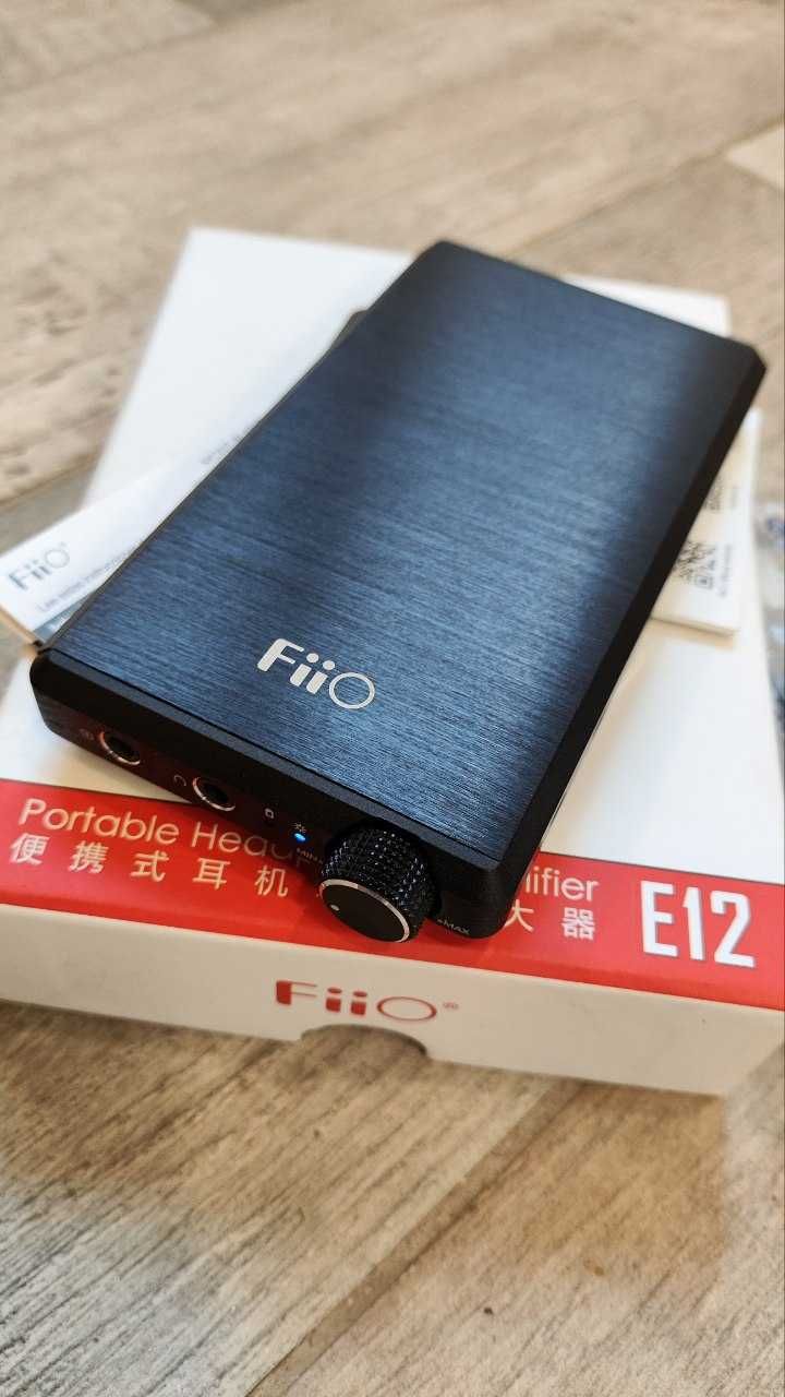 FiiO E12 портативный усилитель для наушников