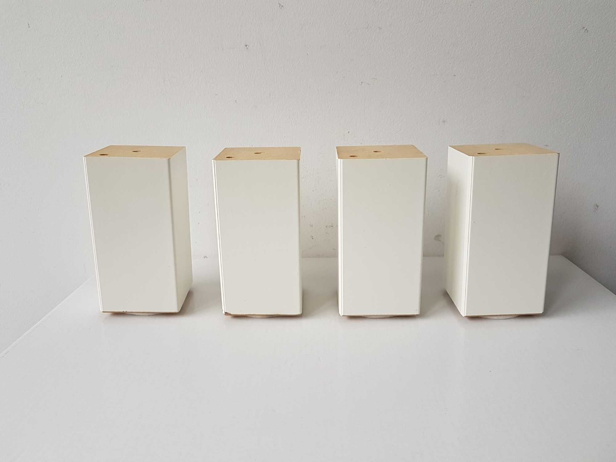Drewniane nogi meblowe białe kwadratowe 5x5x10cm x 4szt.