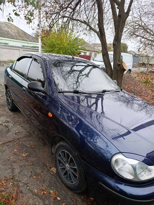 Автомобиль Деу Ланос