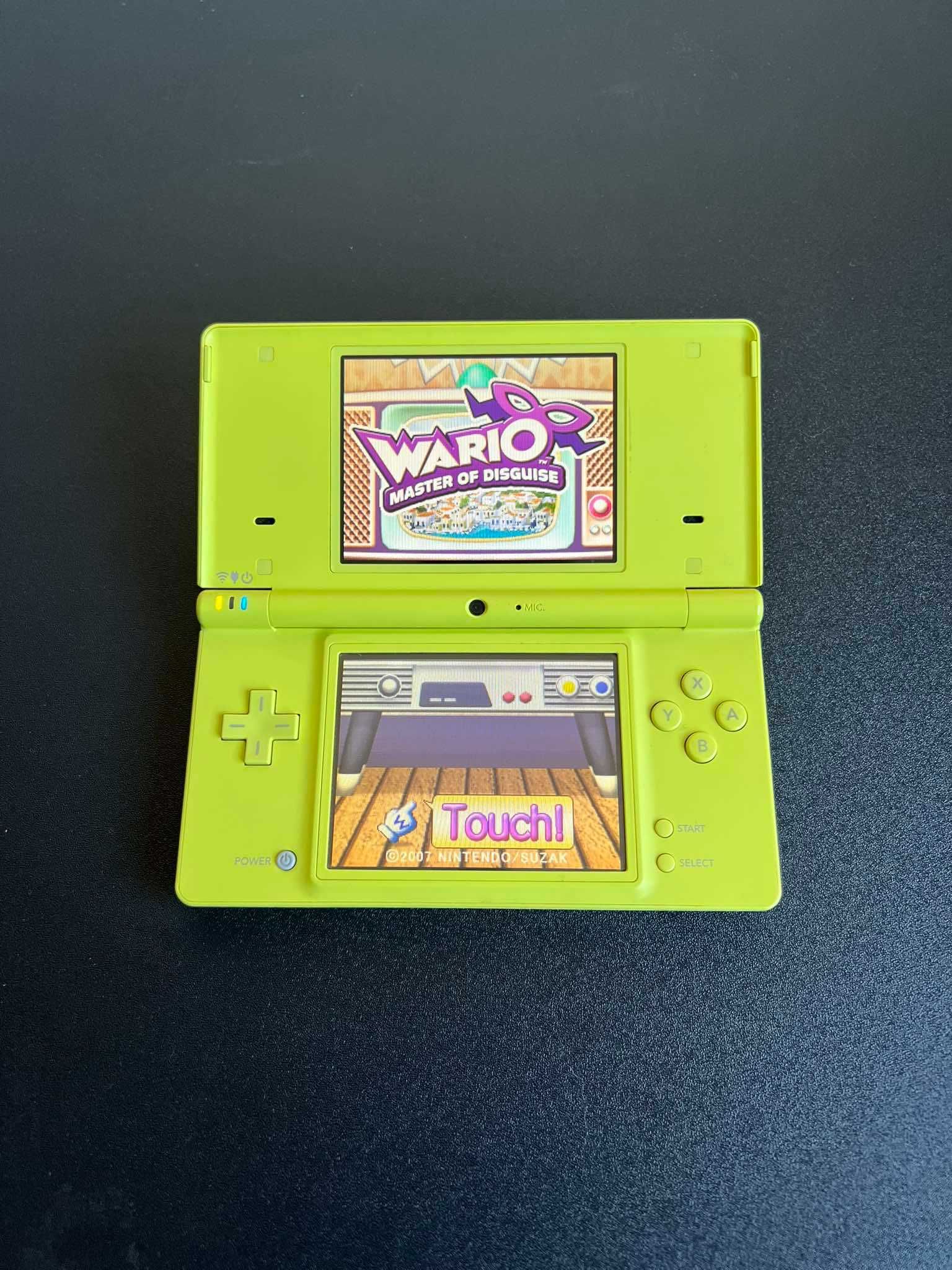 Nintendo DSi Verde Lima com 80+ Jogos