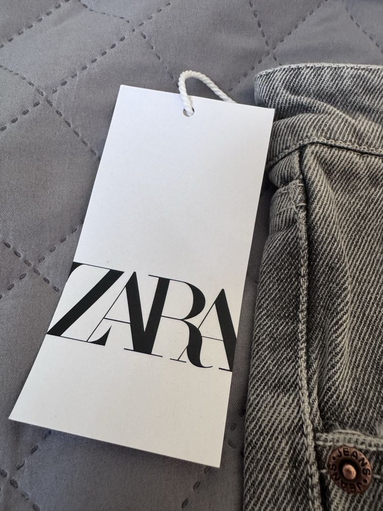 Flared jeans zara