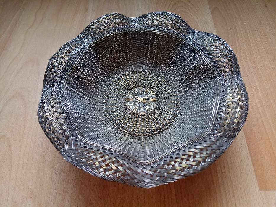 2 Centros / Cestos Vintage em Metal (Técnica de Cestaria)