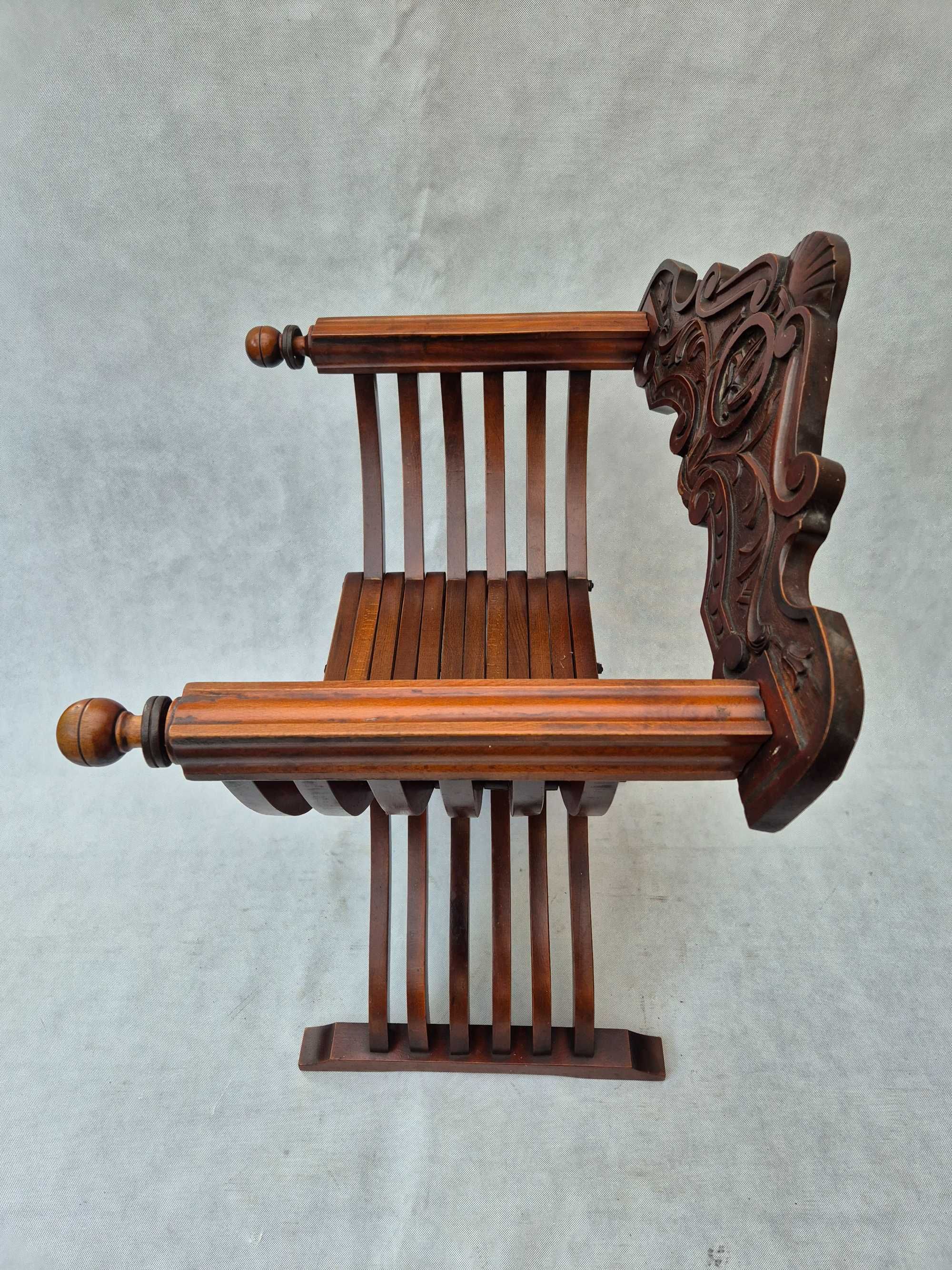 Fotel krzesło rzymskie z Włoch [13]