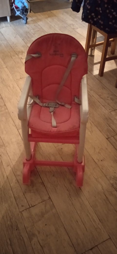Krzesełko 3 w 1 dla dziecka
