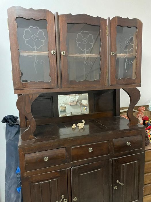 Guarda louça antigo