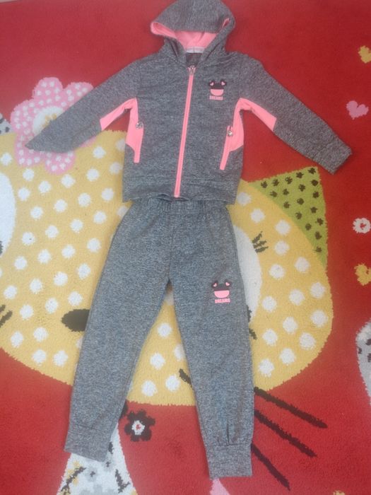 Dres komplet dla dziewczynki 104/110 3/4lat
