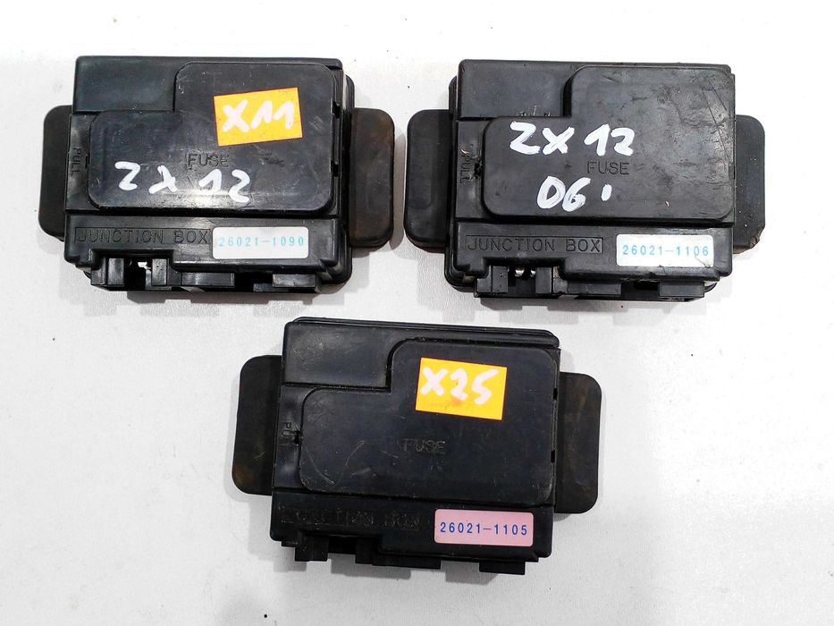 kawasaki zx12 , zx 12 R skrzynka bezpieczników przekaźniki