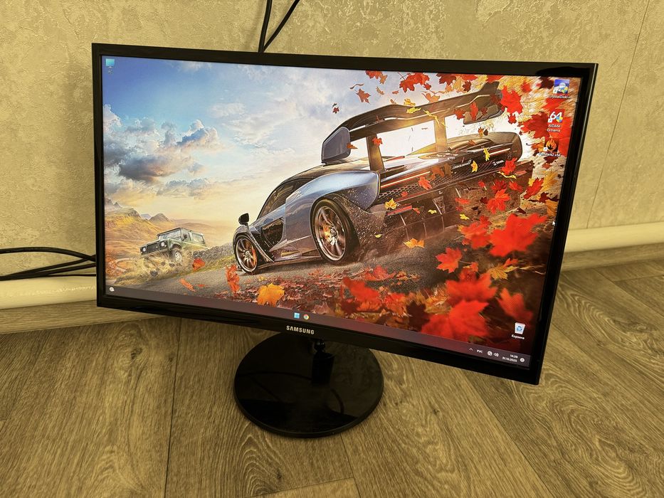 Изогнутый монитор