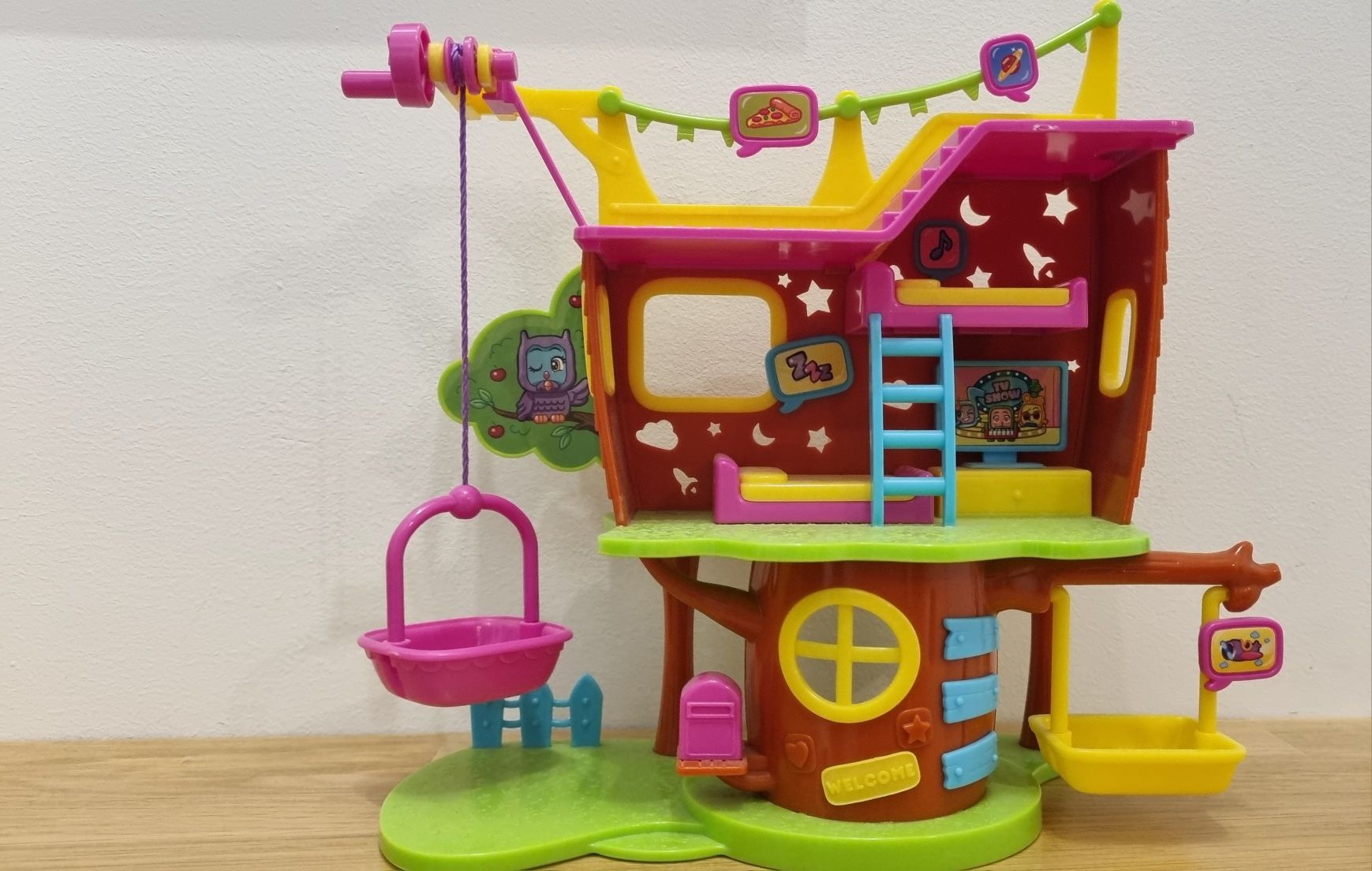 Moji Pops Tree House