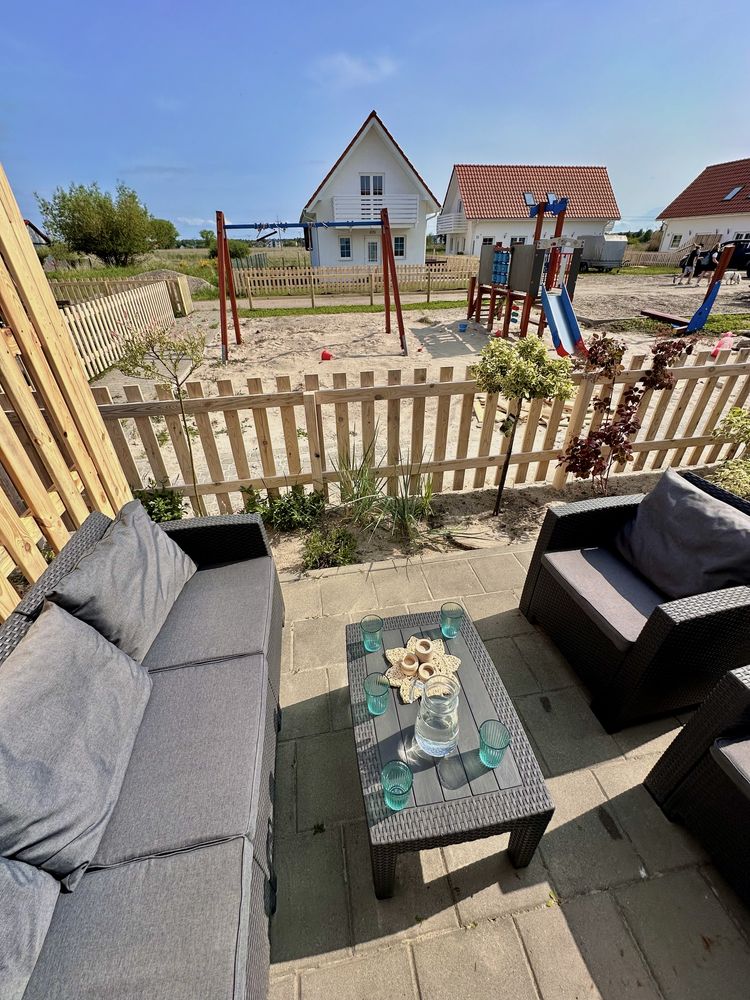 Domek Biały Lotos w Łebie -Styl, Cisza i Natura blisko Plaży i Centrum