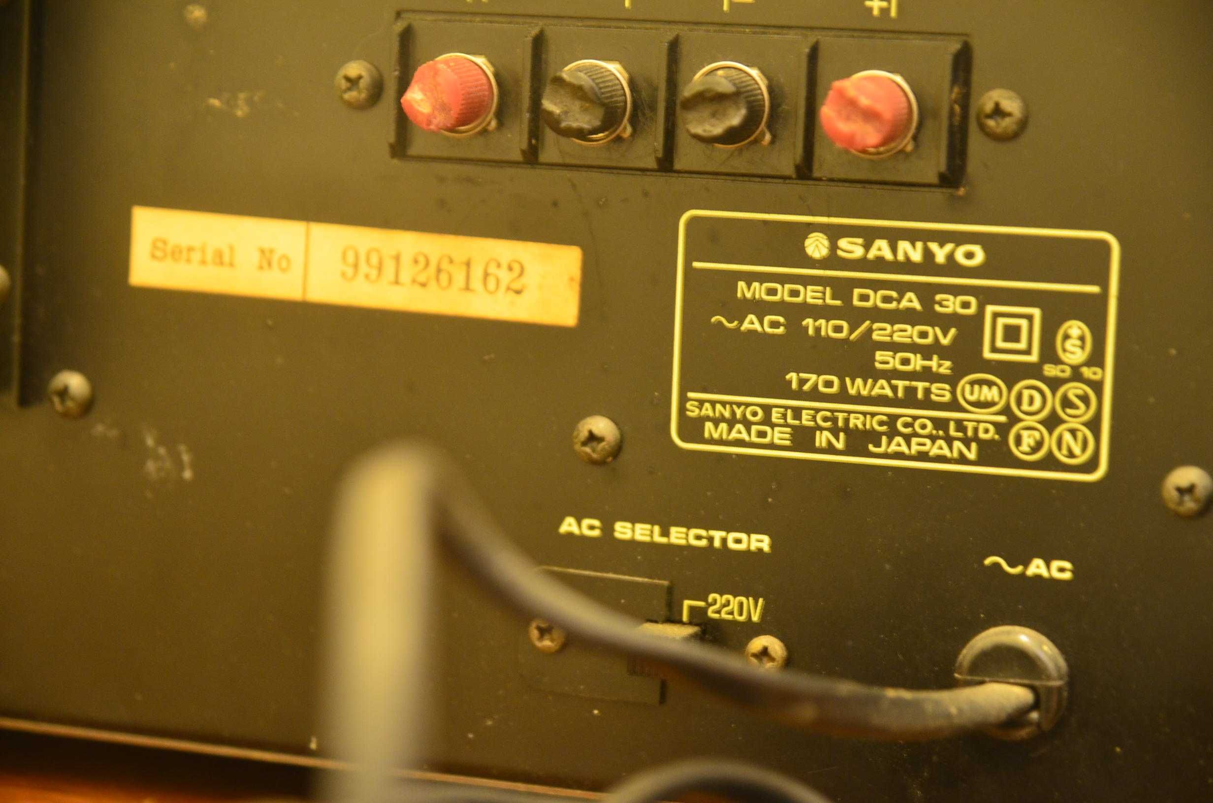 Amplificador Sanyo DCA 30