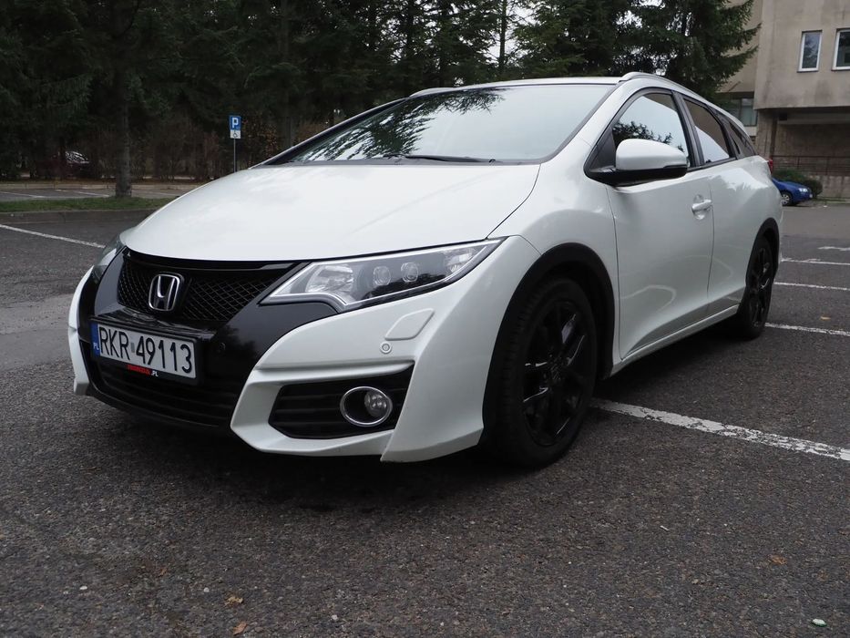 Honda Civic Honda Civic IX Tourer 1.8 VTEC Lifestyle - ze świeżutką konserwacją!!!