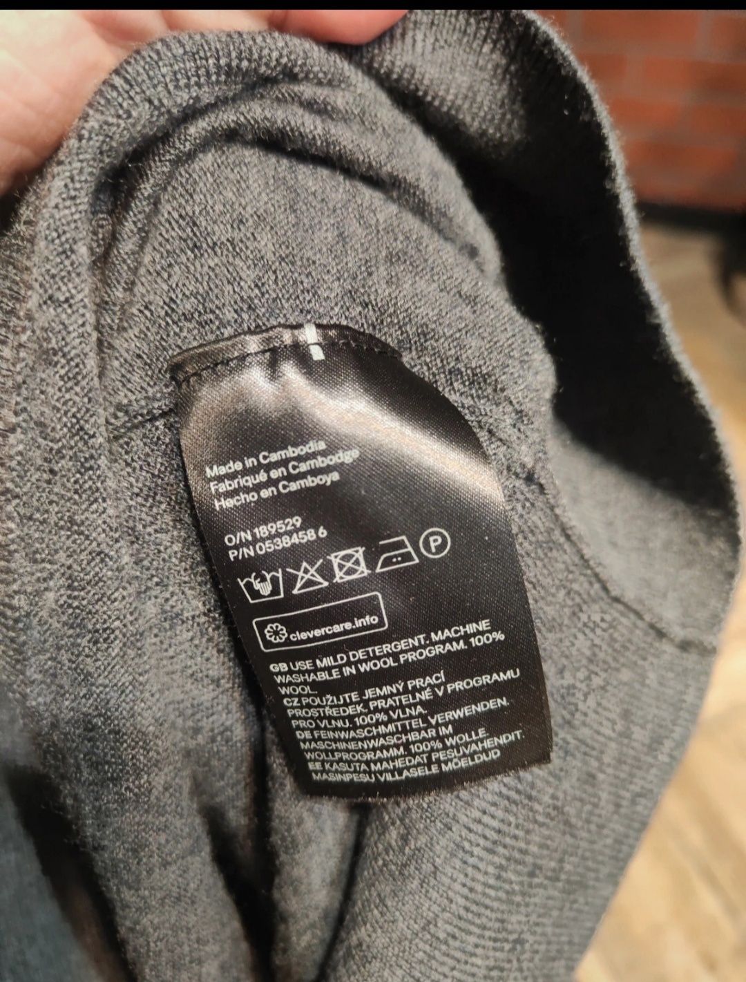 Sweter h&M 100% wełna XS