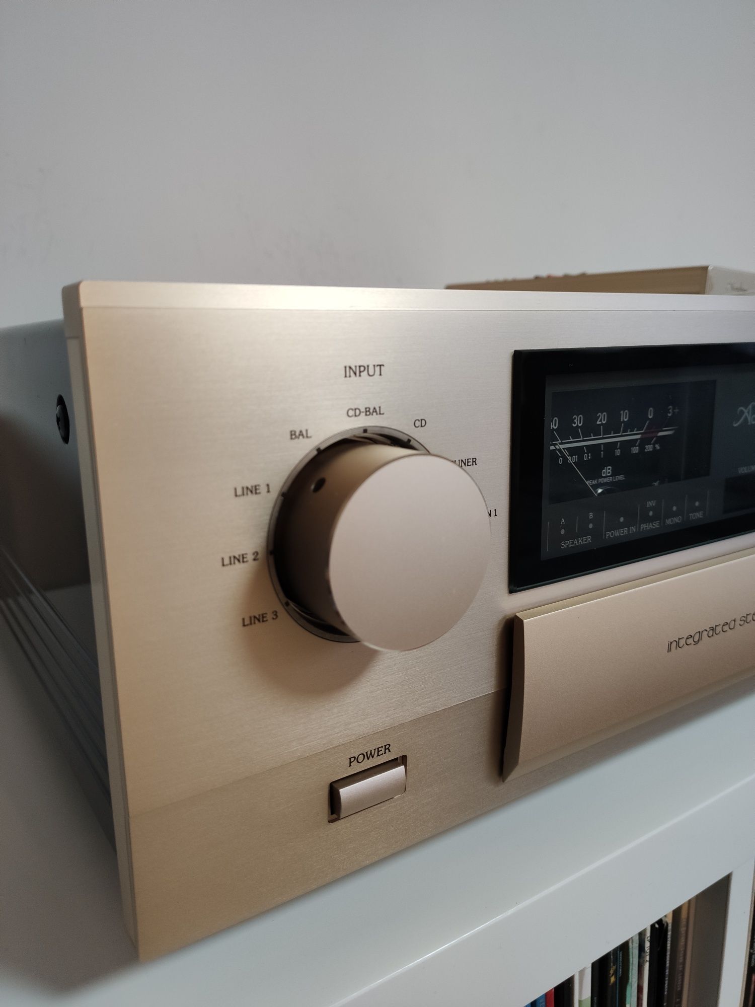 Wzmacniacz zintegrowany Accuphase E-370