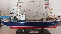 Navio do bacalhau em miniatura.