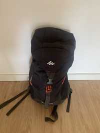 Mochila com capacidade 30L