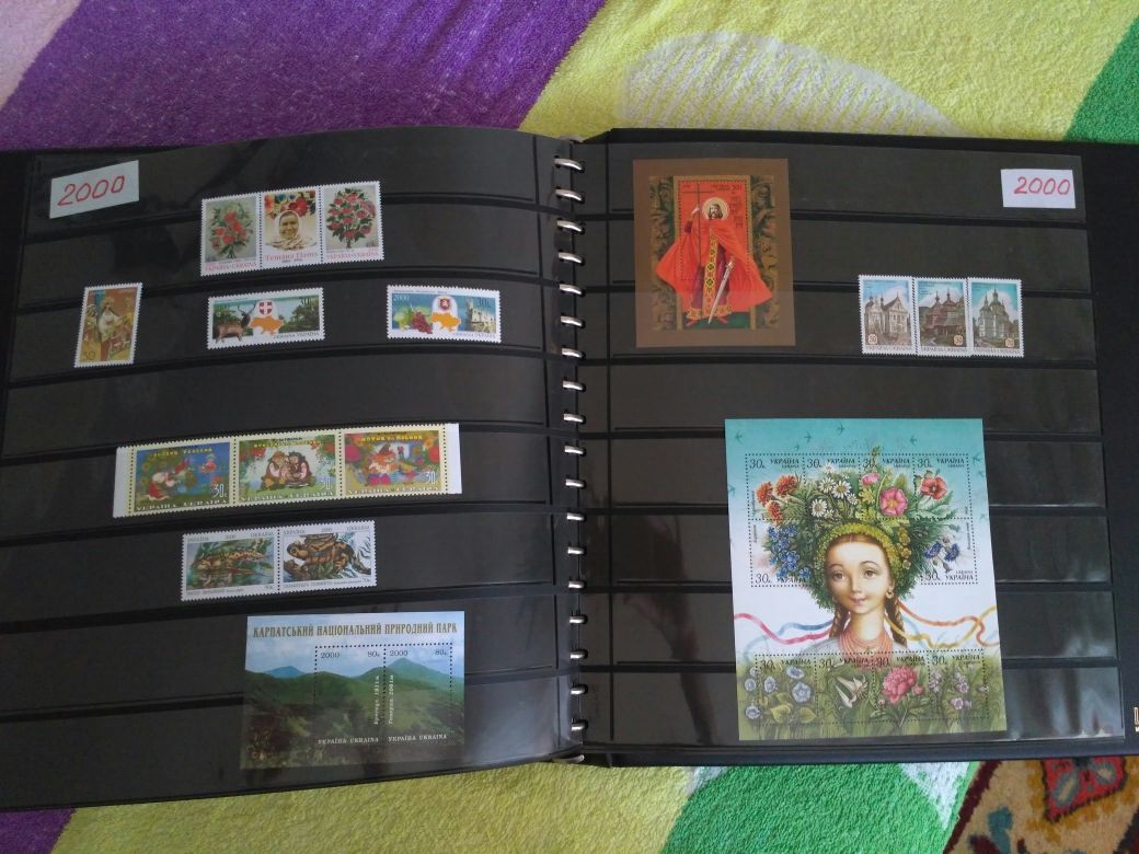 Альбом с почтовыми марками Украины 1992-2001 г.