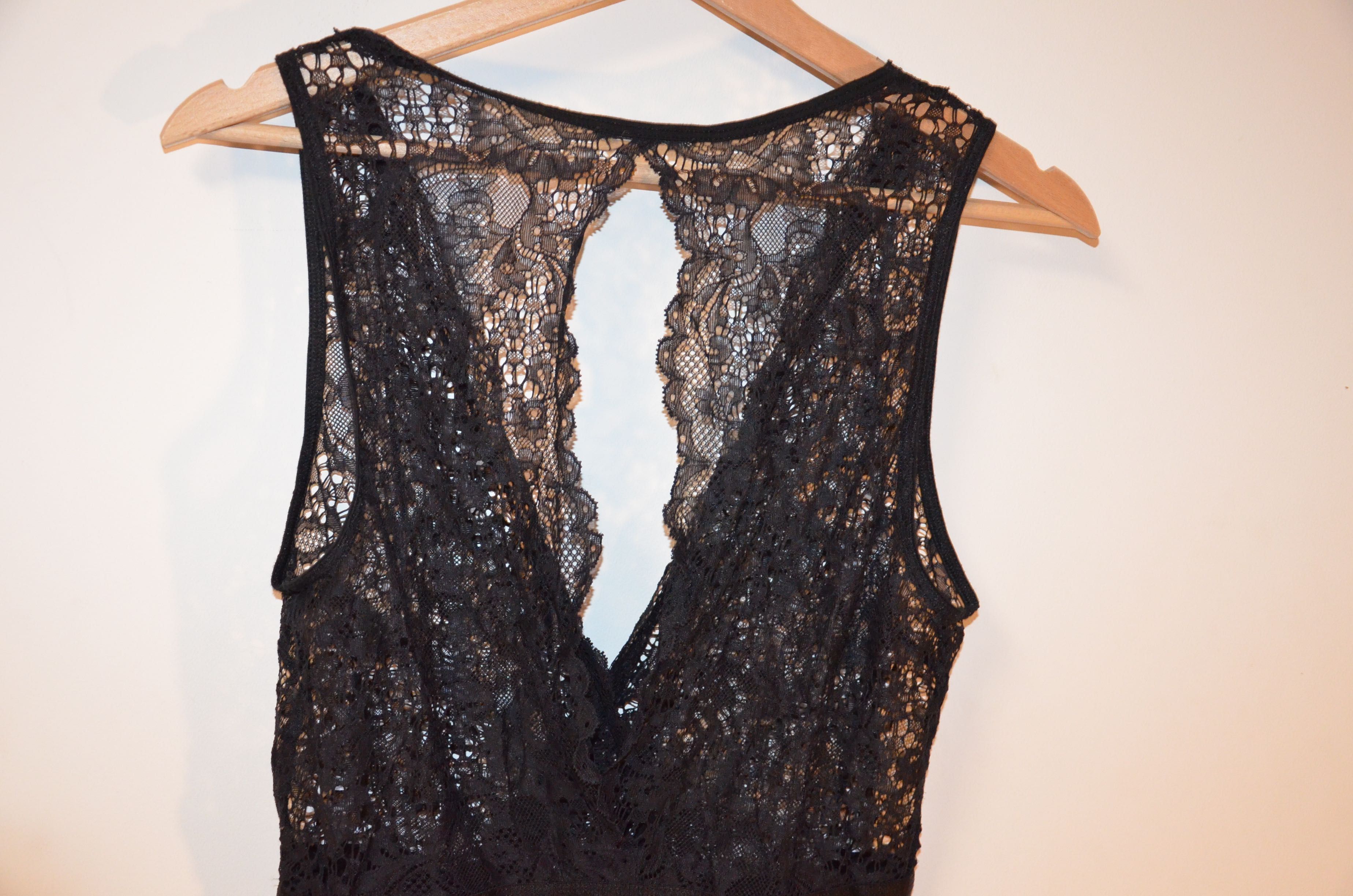 body  intimissimi czarne koronka .r. L