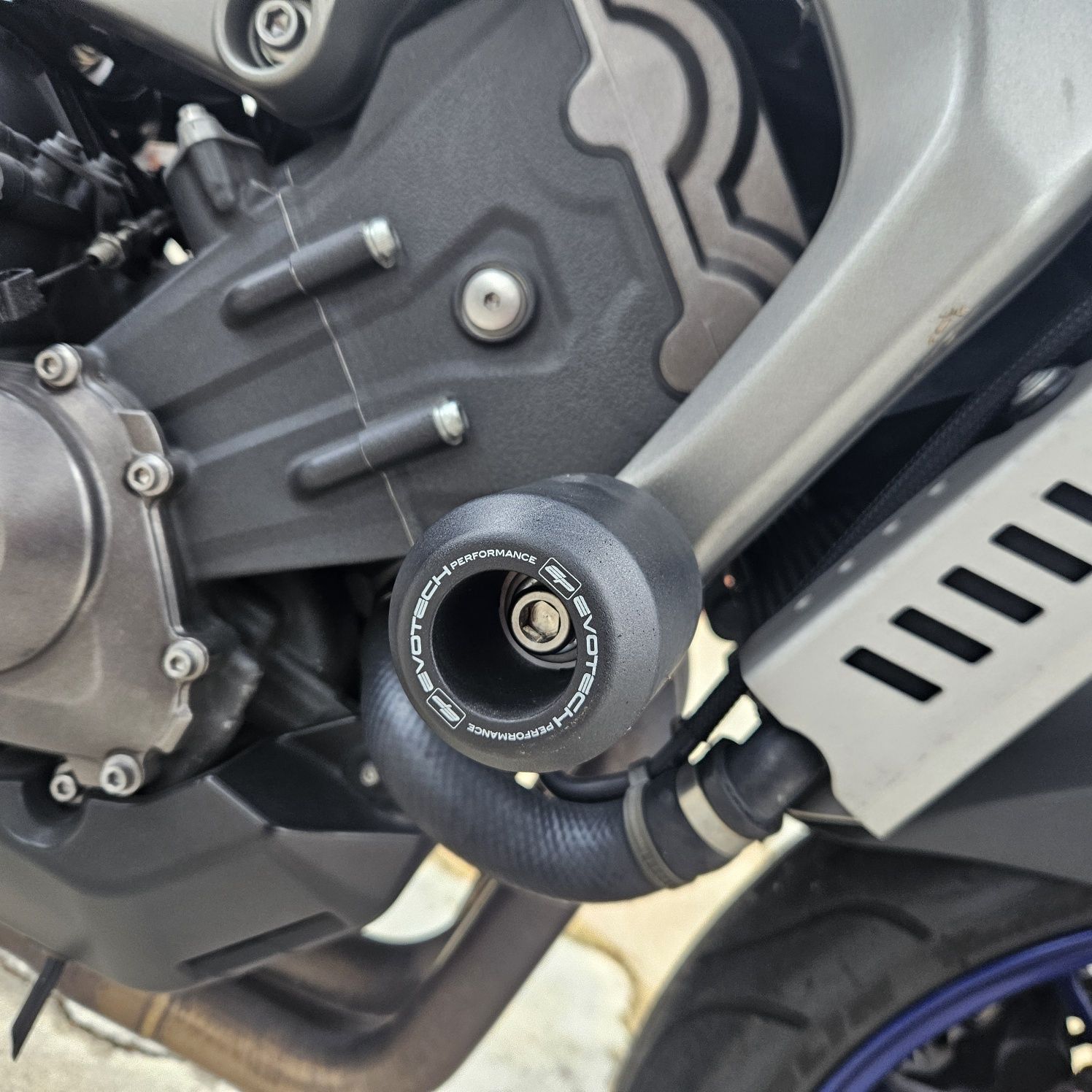 Yamaha MT-09 de 2015 - Ótimo Estado
