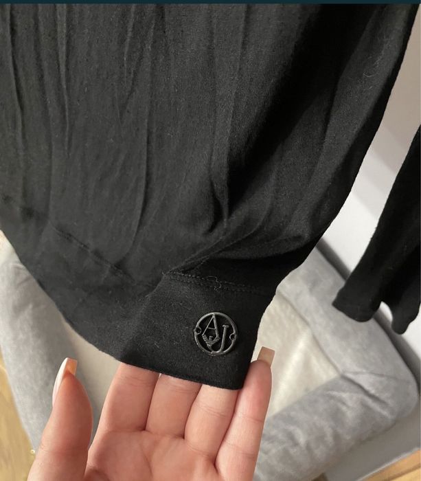 Жіноча кофтинка Armani оригінал розмір L