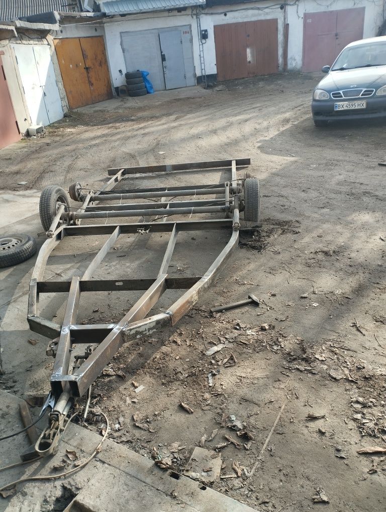 Причіп двухосний