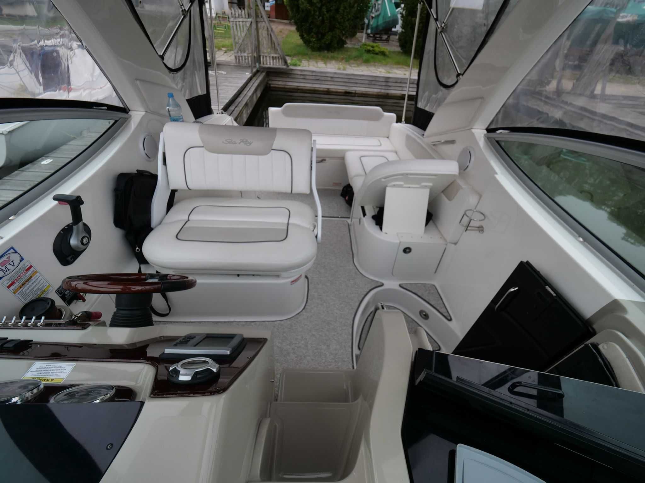 Jacht Motorowy Sea Ray 265 / 275 Sundancer 2011 !! Nowa Przyczepa !