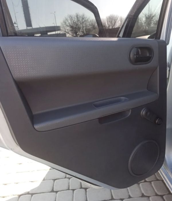 Mitsubishi Colt 2005 ГБО4