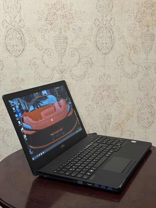 Ноутбук Fujitsu A357 i5 7th SSD 120GB