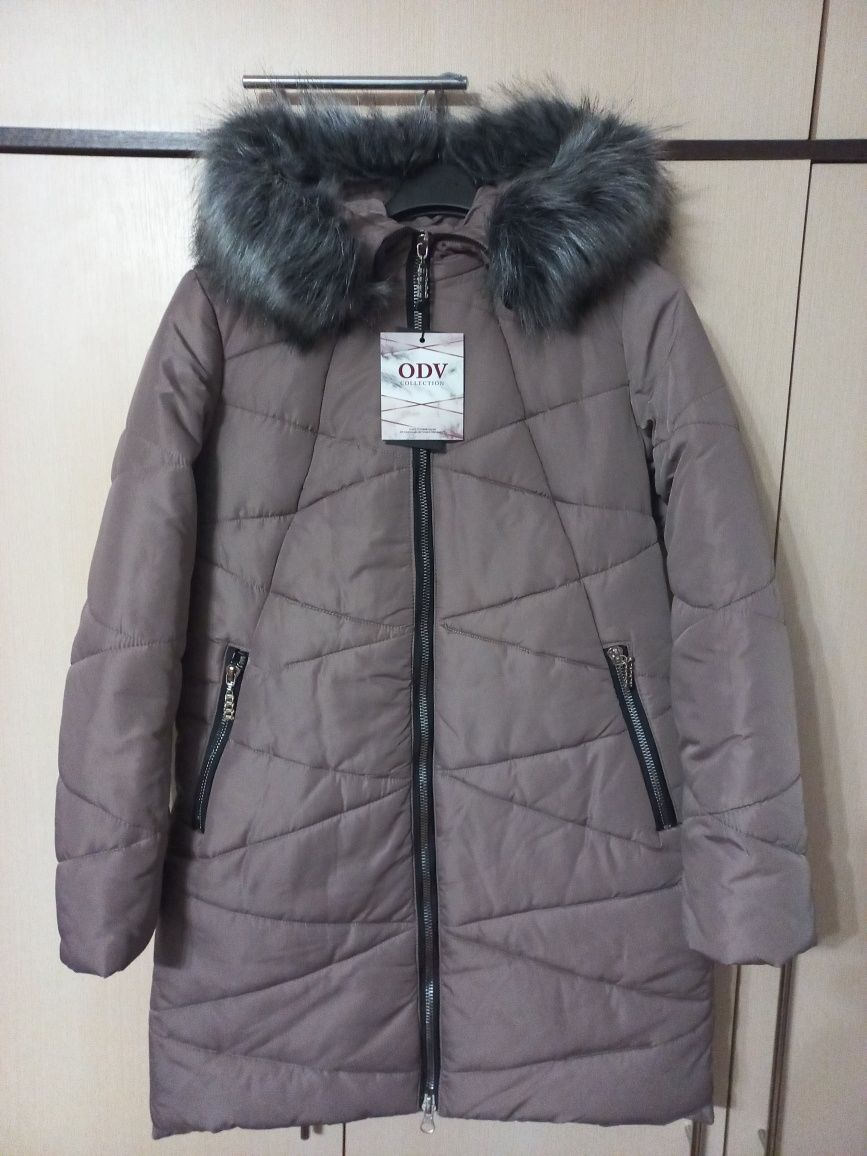 Зимова куртка 48 розмір
