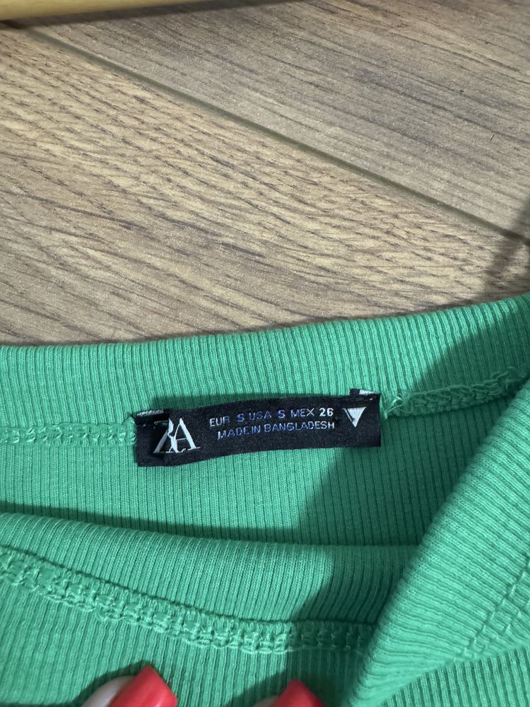 сукня zara у рубчик зелена міні платье