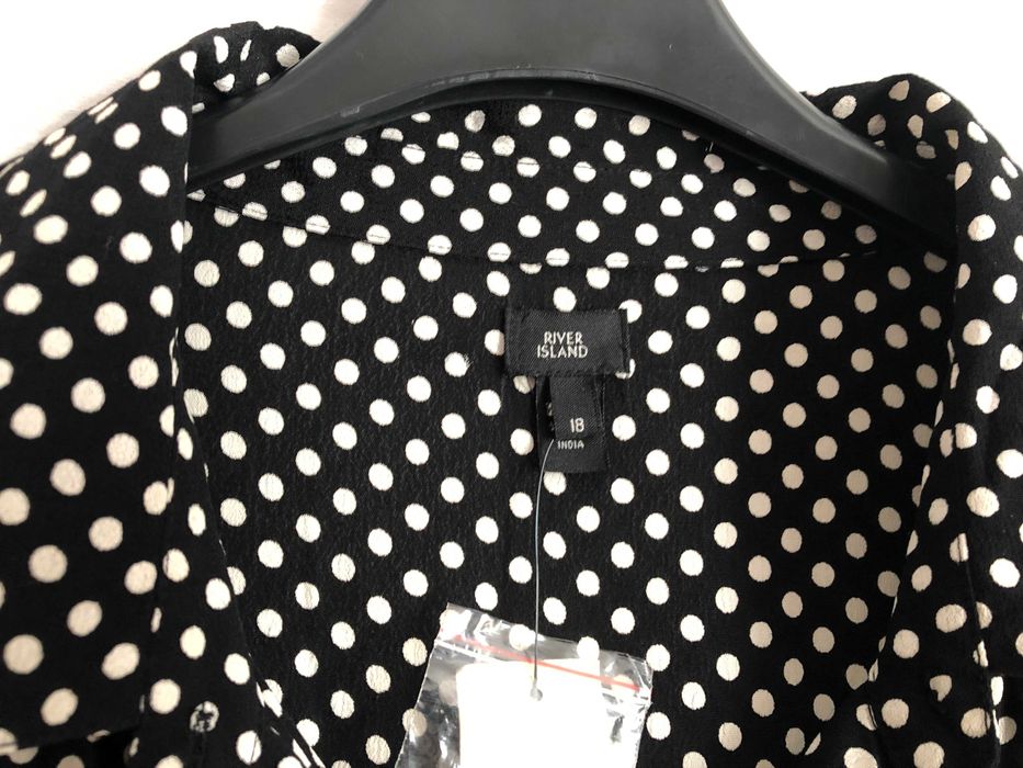 Sukienka czarna w białe groszki 44