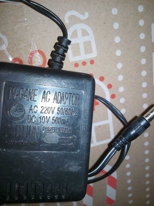 адаптер AC/DC переменного тока для ТВ-игр 10V 500mA