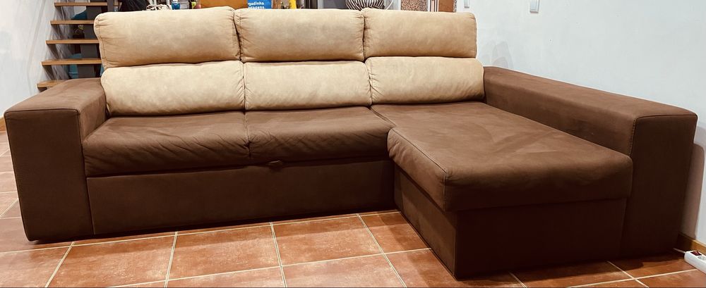 Sofá Chaise Lounge + Sofá em Pele