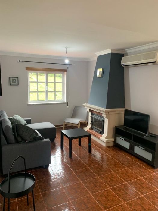 Arrendo Apartamento T2 - Arganil - Totalmente equipado e mobilado