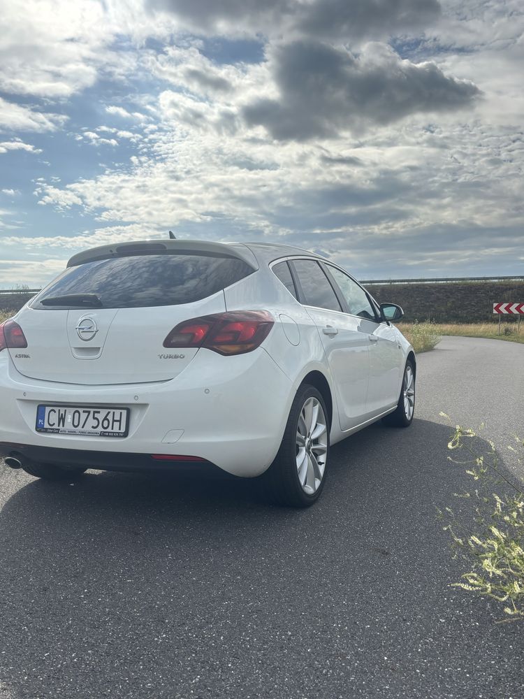 Opel Astra j 1.4 turbo