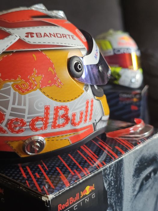 Checo Perez capacete 1/2 Austrian GP 2021 limited edition
