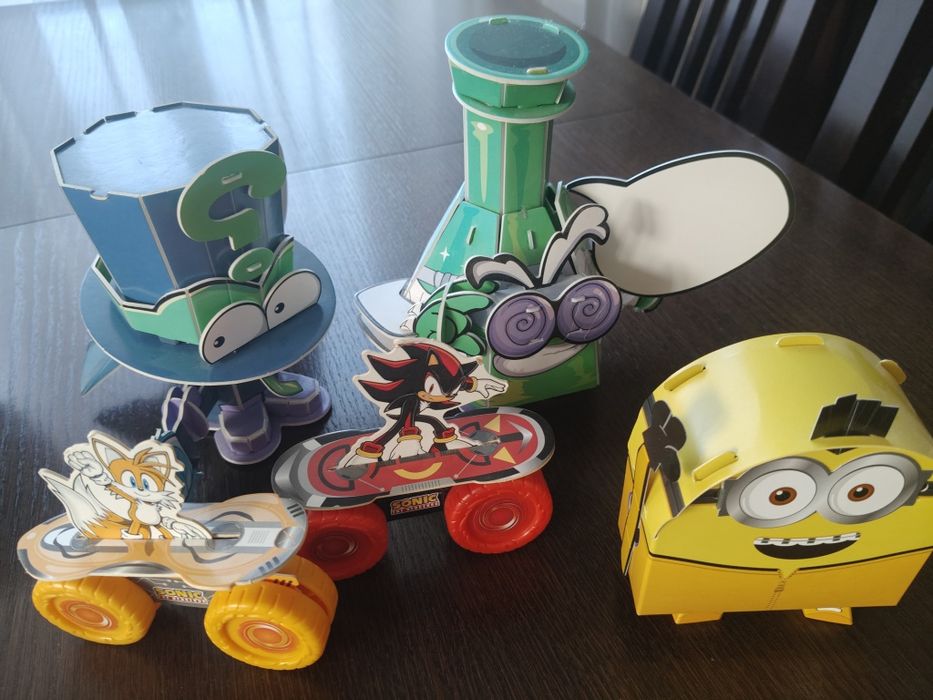 Extra zestaw zabawek super things zings puzzle 3d Minionki  sonic