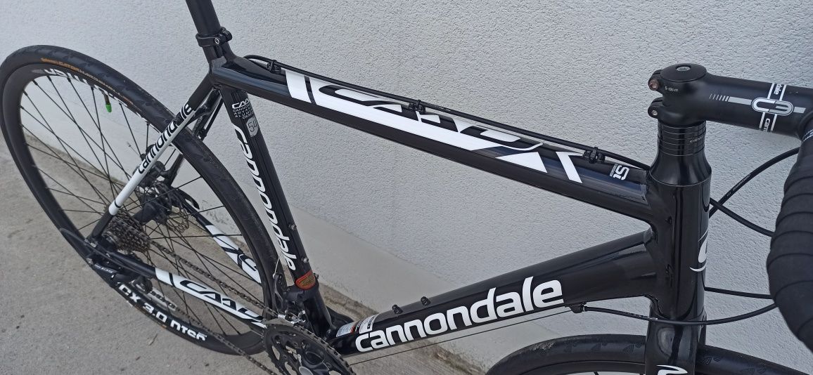 CANNONDALE CAADX (przełaj/gravel), Shimano 105, Rozmiar 54