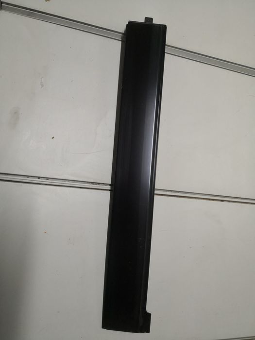 Maskownica szyny drzwi listwa VW T6 T5