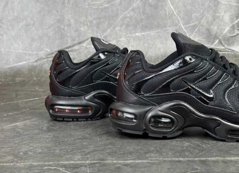 "Buty Trampki" Nike_Air_Max_TN_Plus_Black_R.38